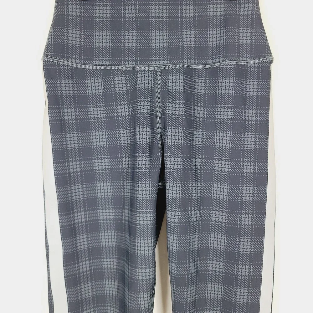 NEW Alo Yoga Occasion Leggings S Black Gray Plaid Reflective Stripe High-Waist - Picture 9 of 9